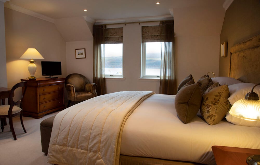 Loch Ness Cottages 25/50