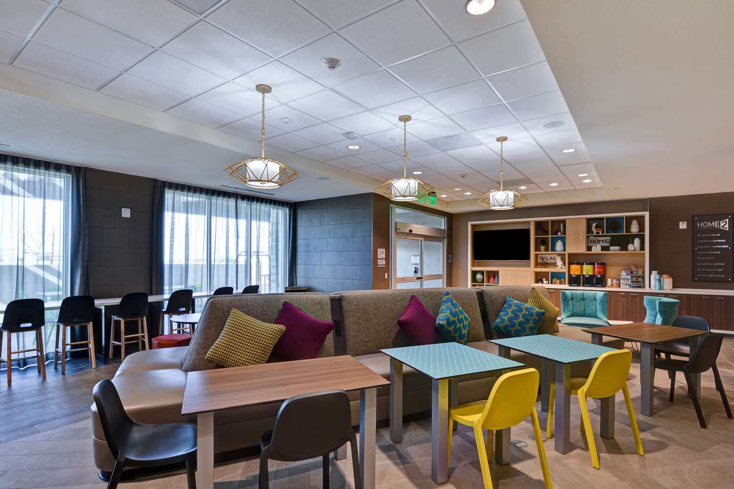 restaurant cafeteria