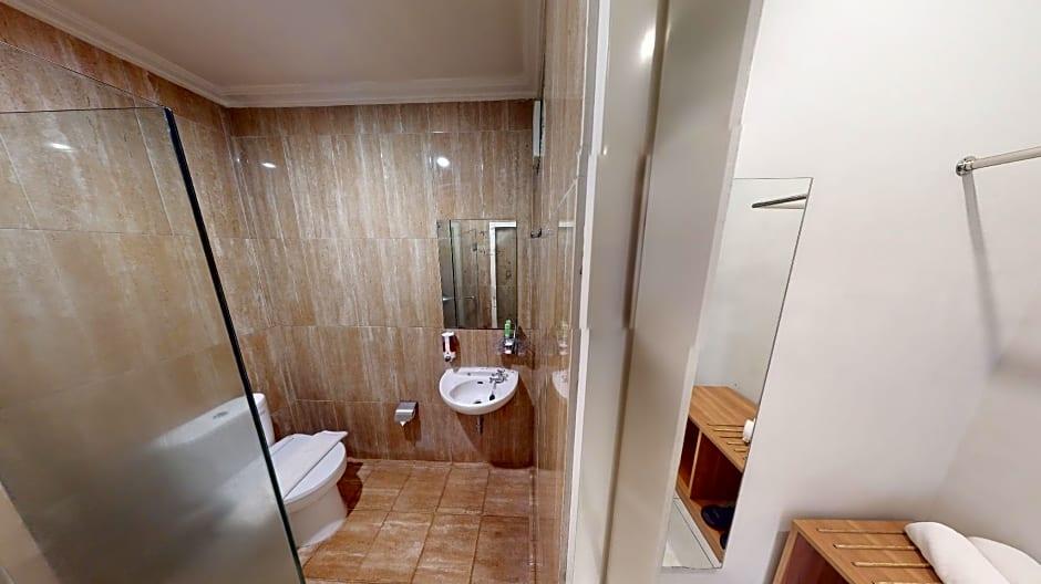Riverstone Hotel & Cottage 10/17