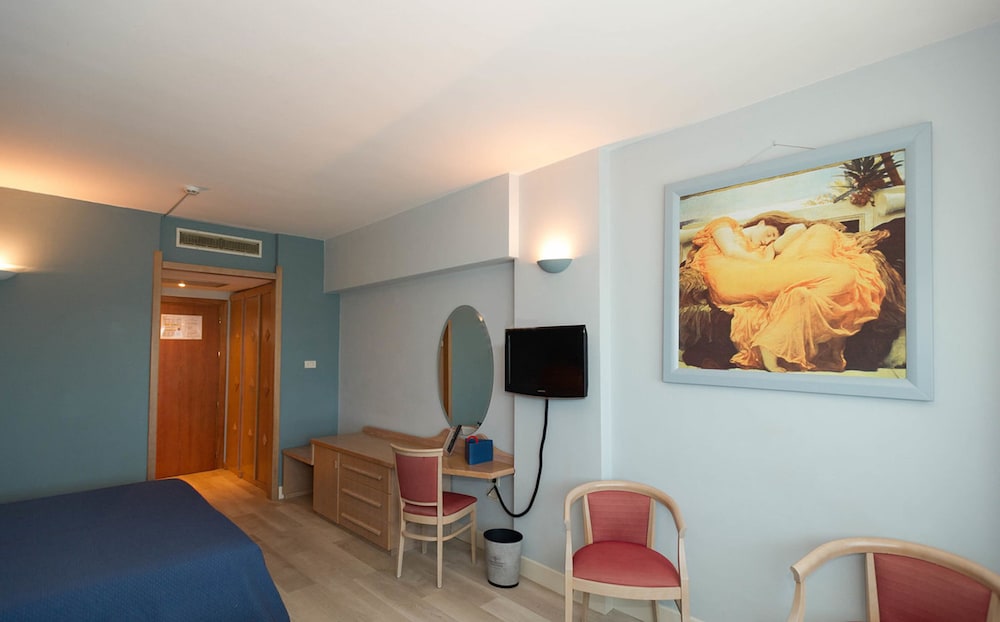 Grand Hotel Continental 35/44