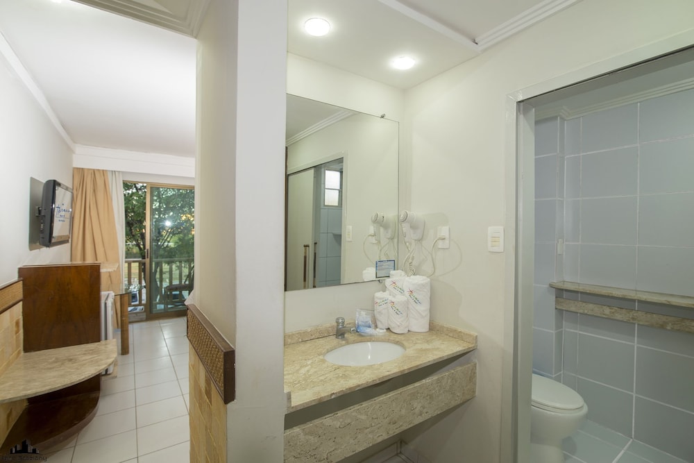THERMAS HOTEL AND RESORT 47/50
