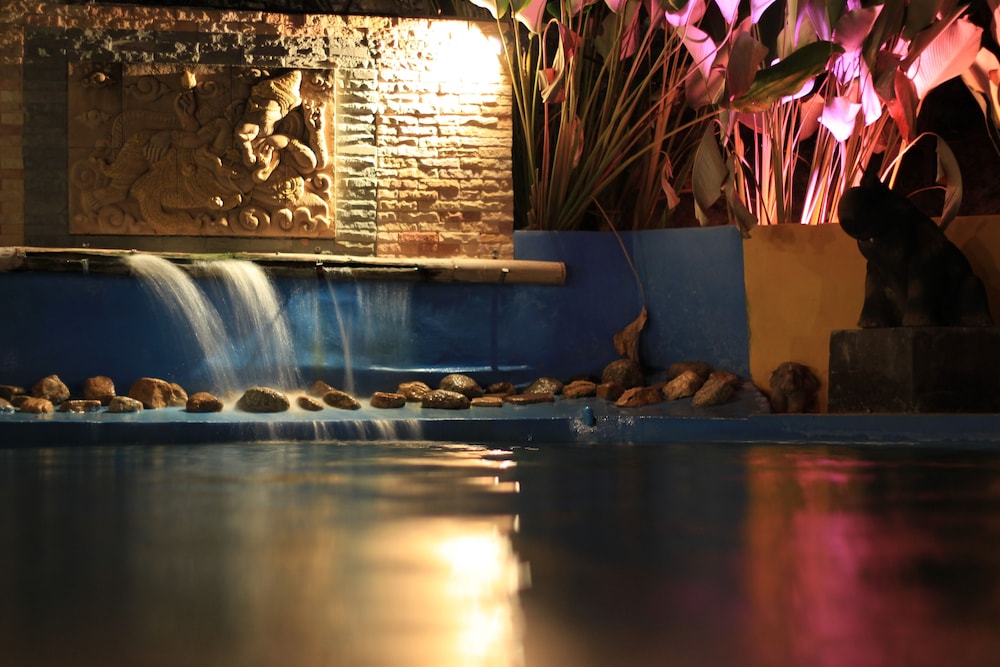 Chang Pai Hill - Adults Only 25/50