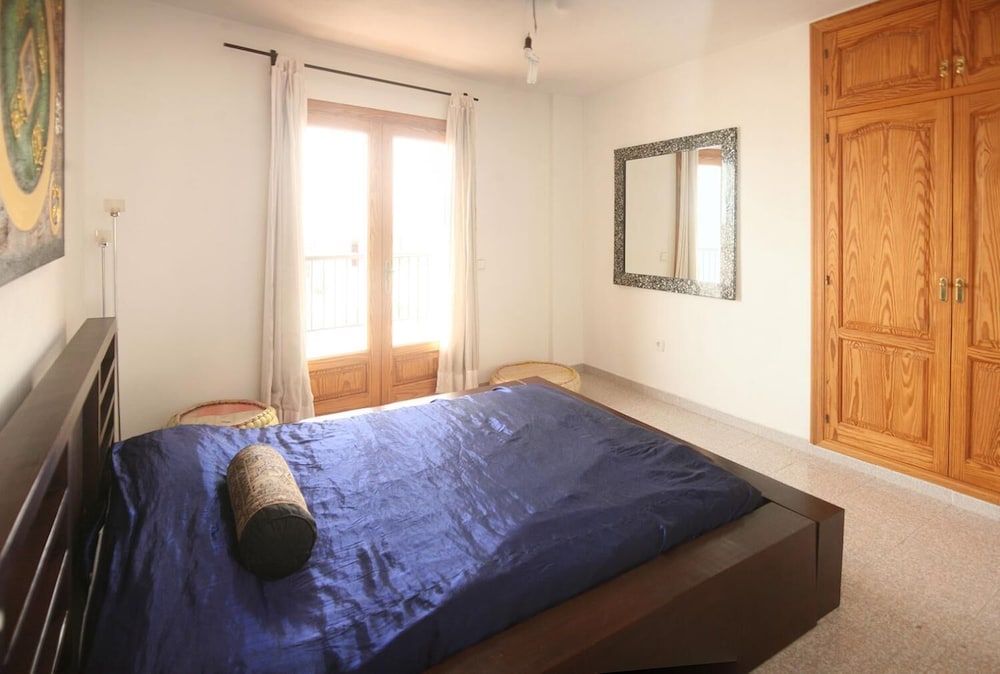 Santa Eulalia Hostal 12/44