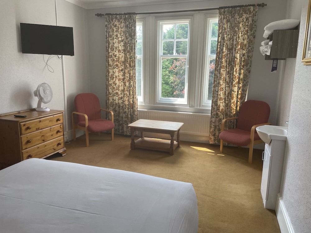 Redwings Lodge Baldock 16/43