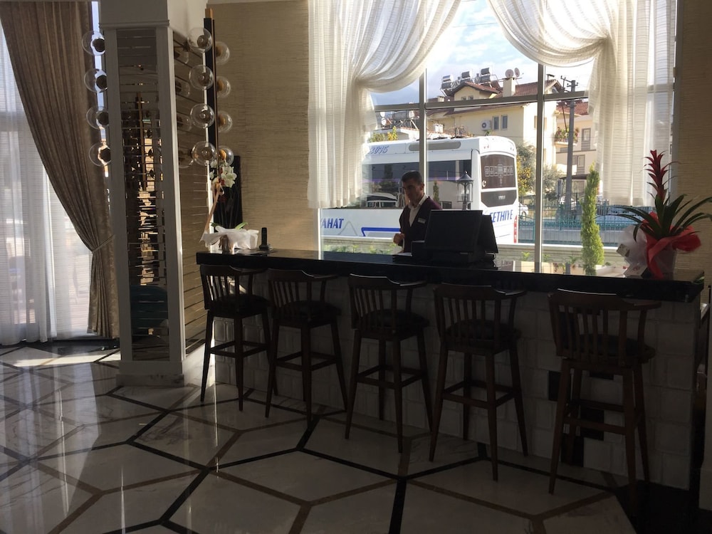 Exelans Hotel & Spa 4/45