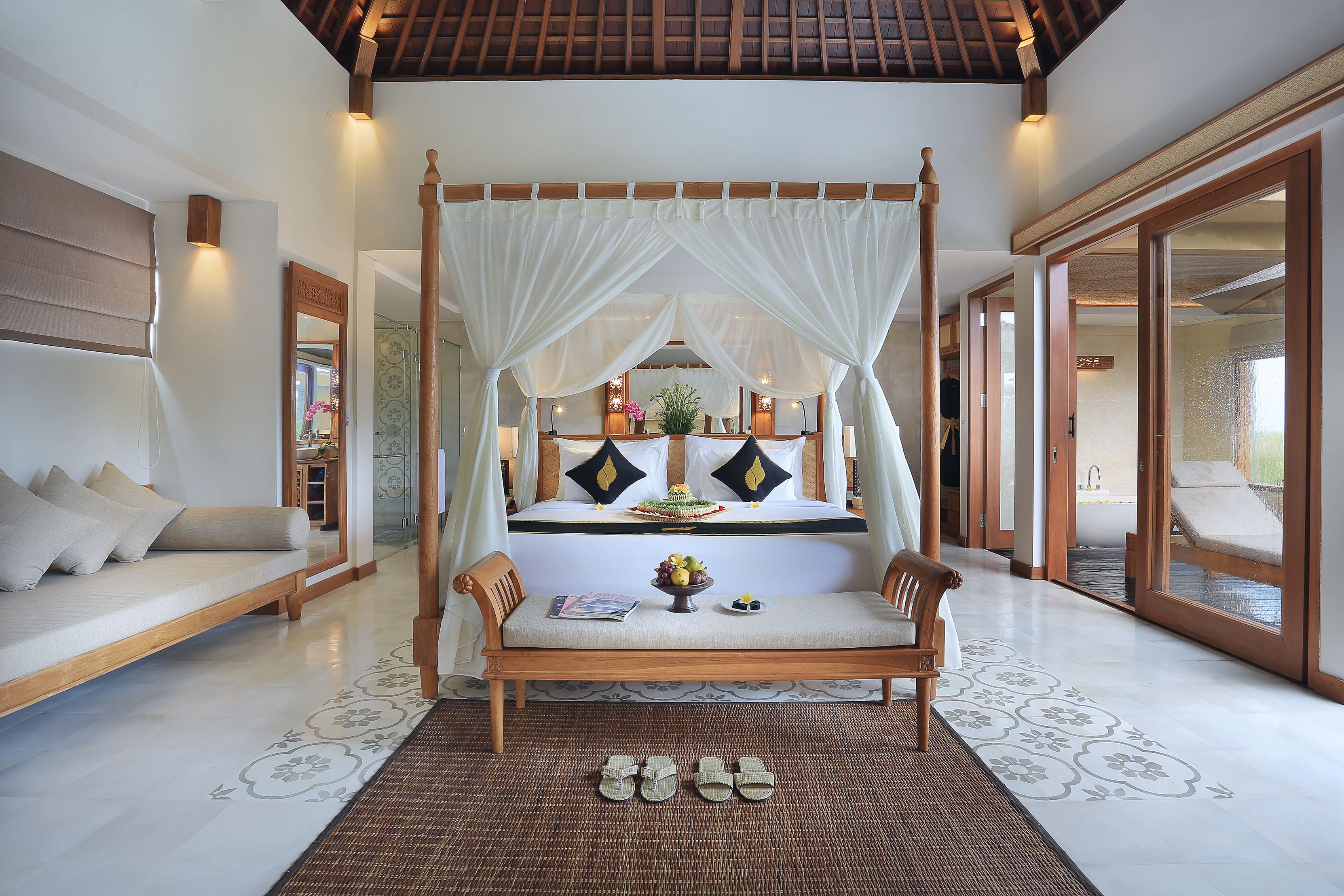 POOL, SUITE, VILLA