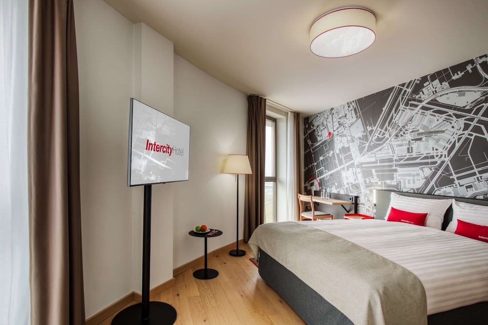 IntercityHotel Amsterdam Airport 8/60