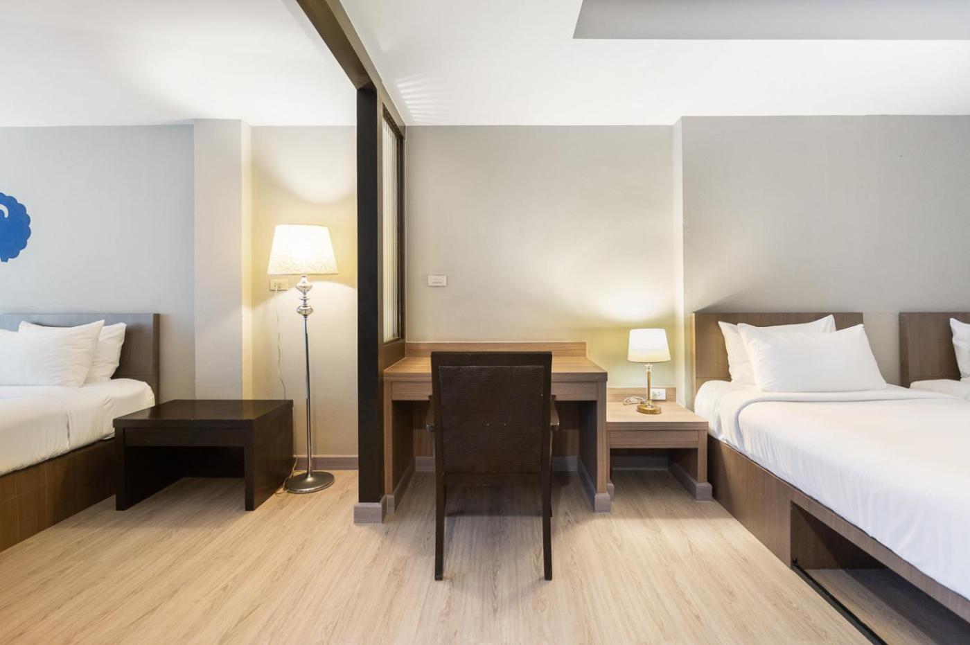 Room, Quadruple, Twin Beds