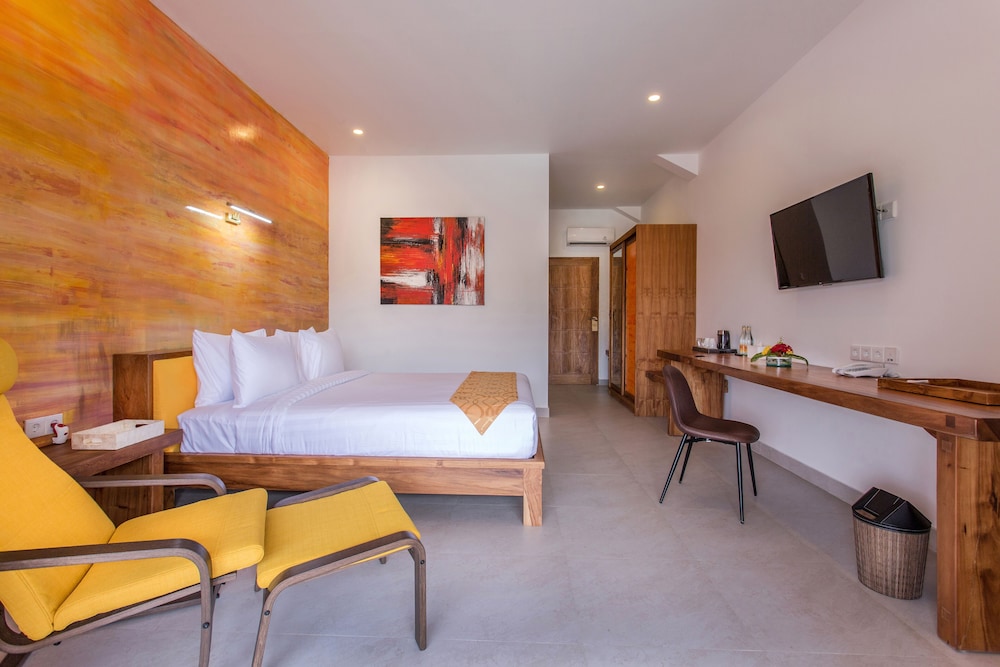 Pearl Sunset Resort 34/65