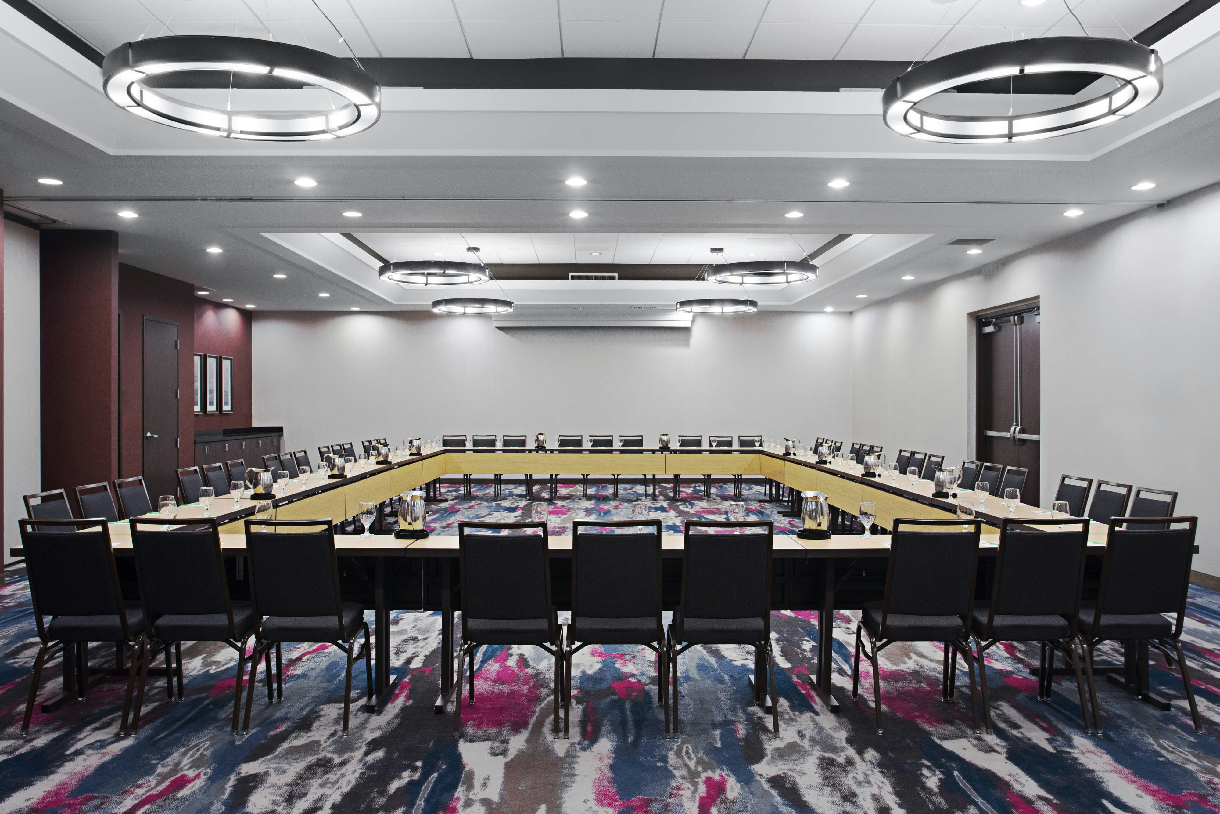 Courtyard By Marriott Miami Downtown 44/52