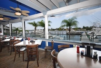 Pirates Cove Resort and Marina 23/36