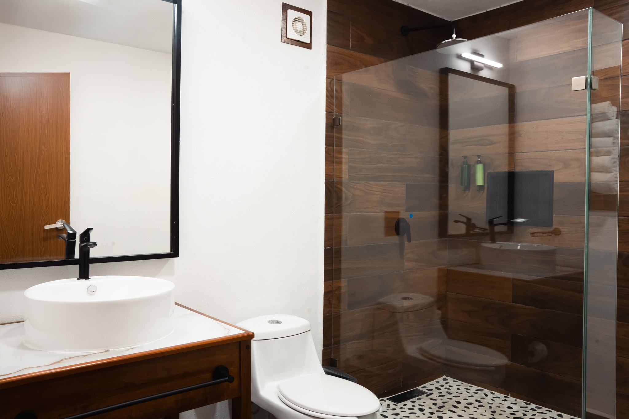 Room, King Bed, Ocean Front، The Mint Resort Isla Mujeres 3/3