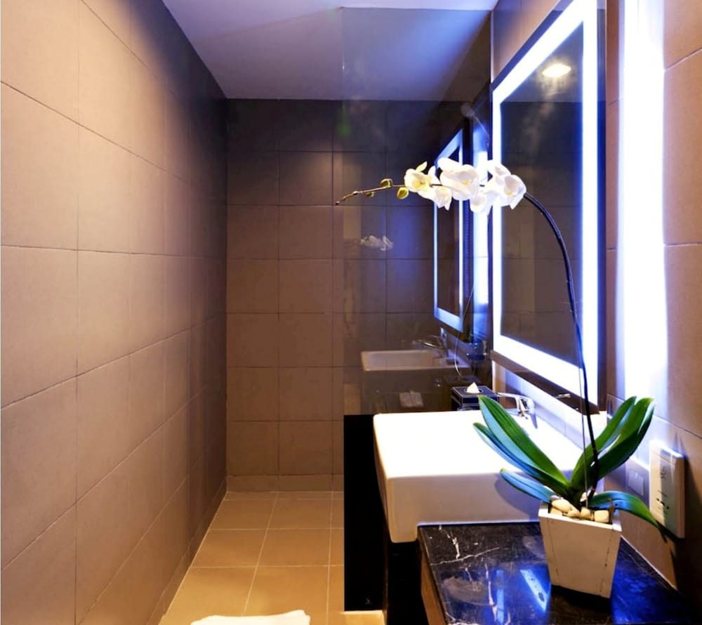 Euphoria Hotel 34/34