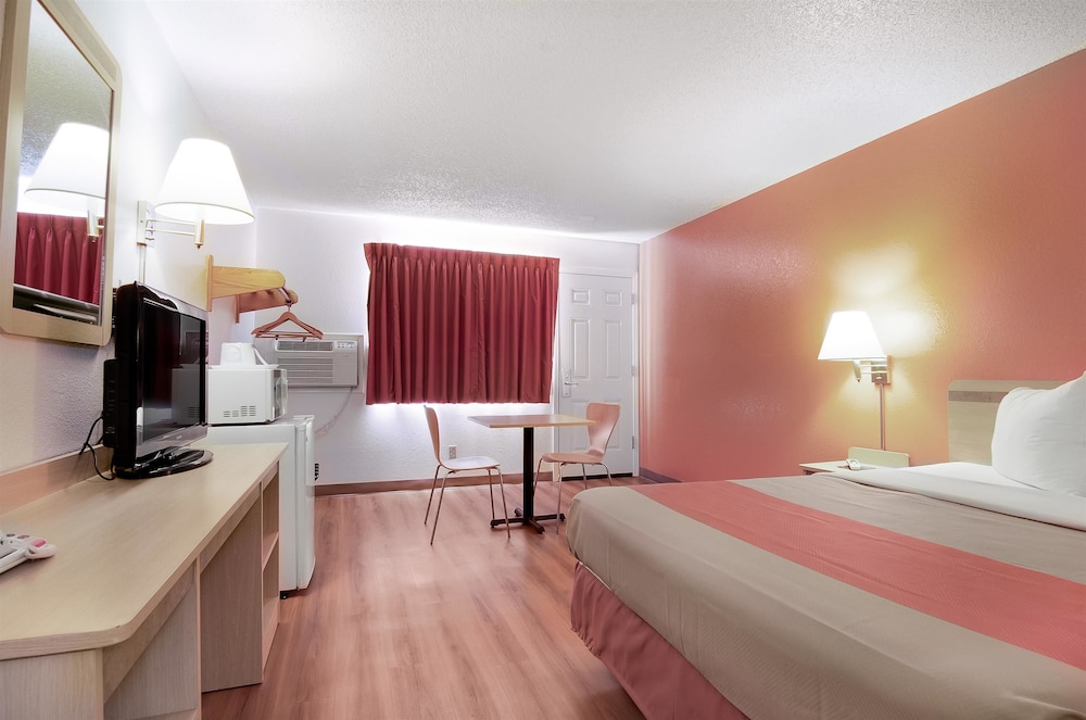 Motel6 Colby, KS 14/36
