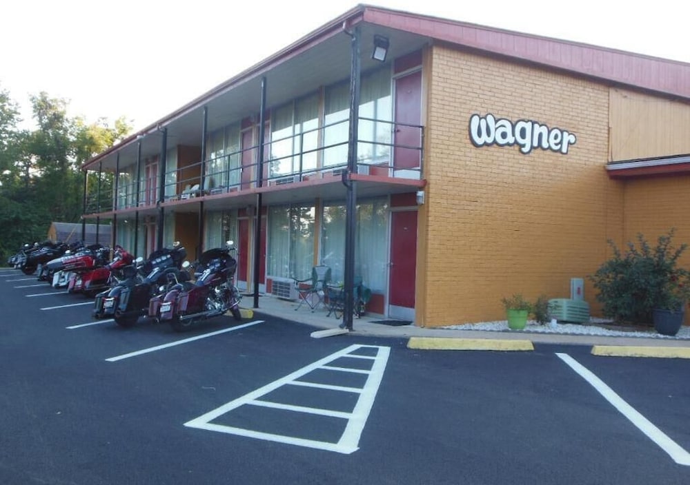 Wagner Inn 44/55