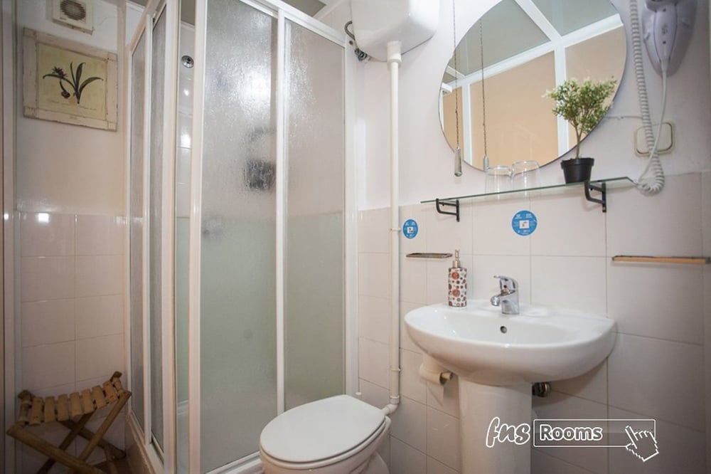 Hostal La Fontana 61/65