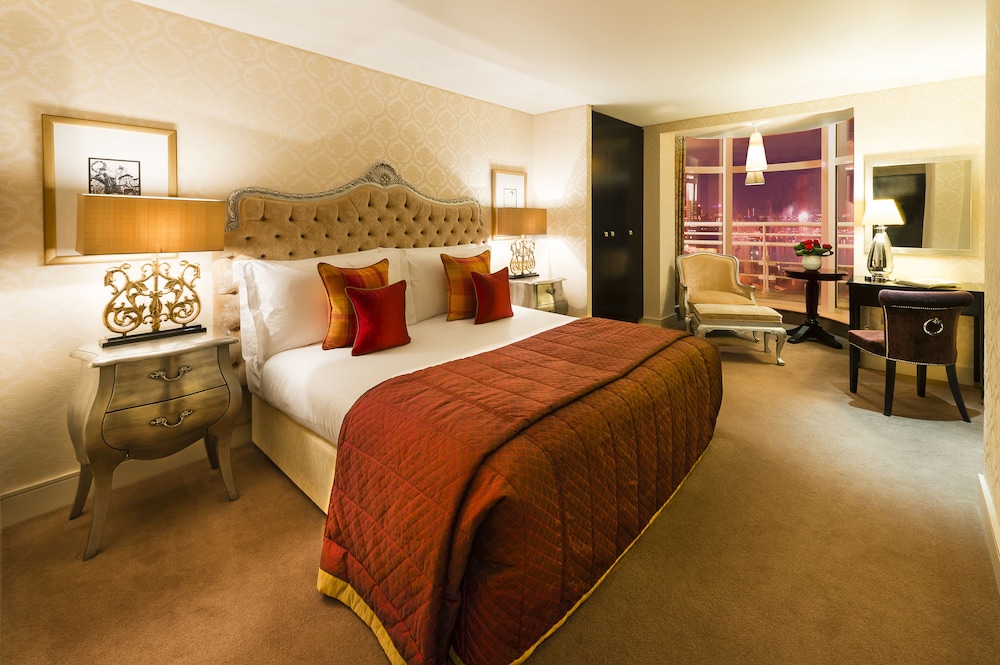 KINGS, PENTHOUSE SUITE