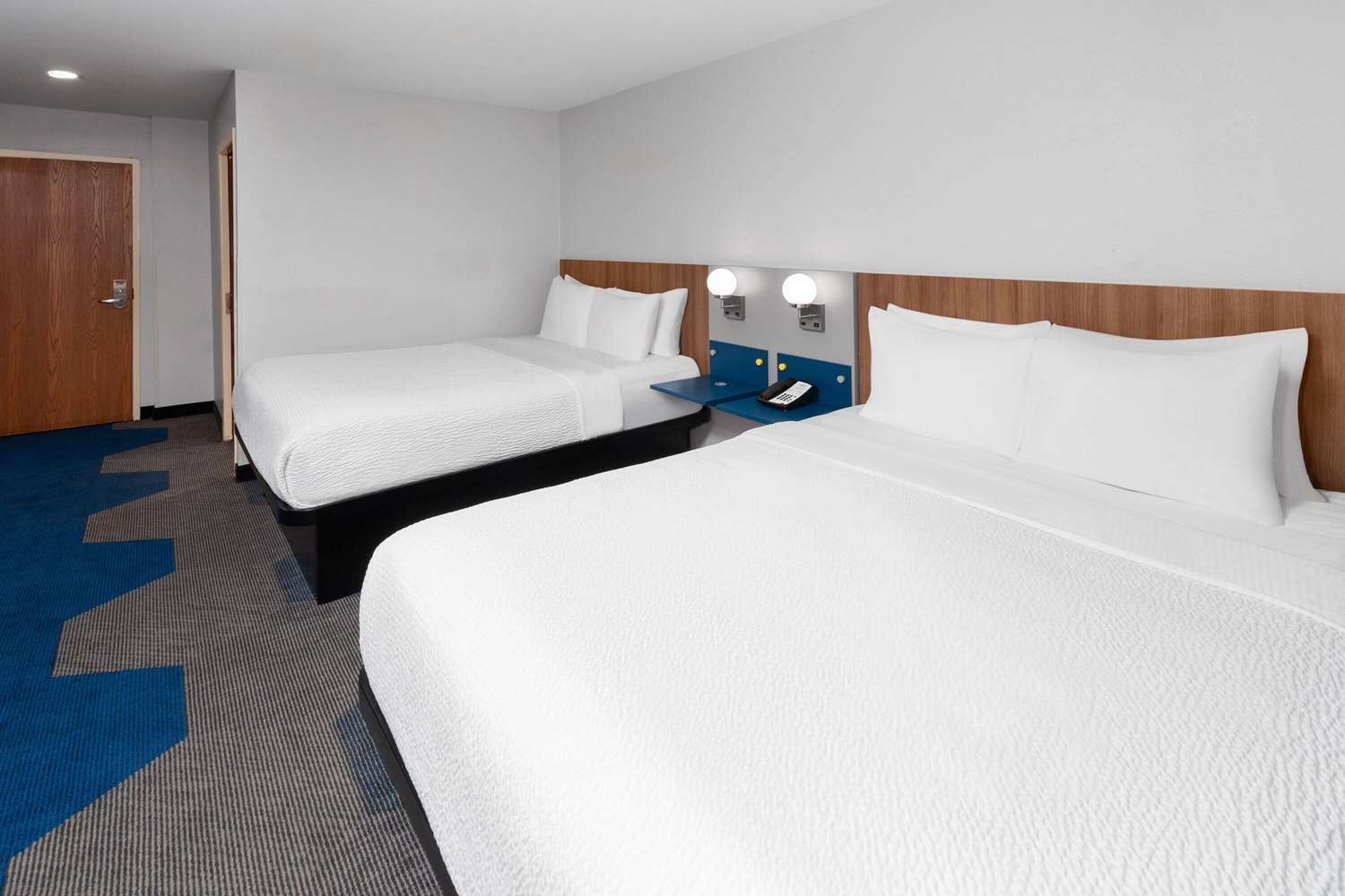 Microtel Inn & Suites by Wyndham Janesville 14/32