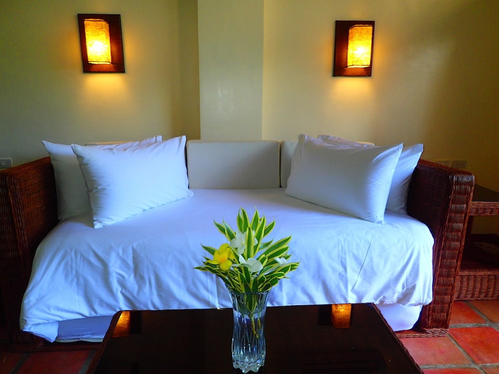 Edgewater Dive & Spa Resort 15/73