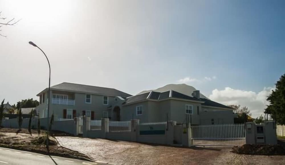Waterstone Lodge 46/50
