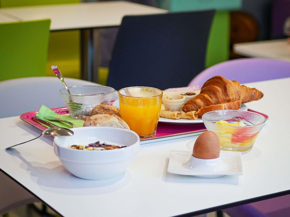 Ibis Styles Montbeliard Centre Velotte 46/68