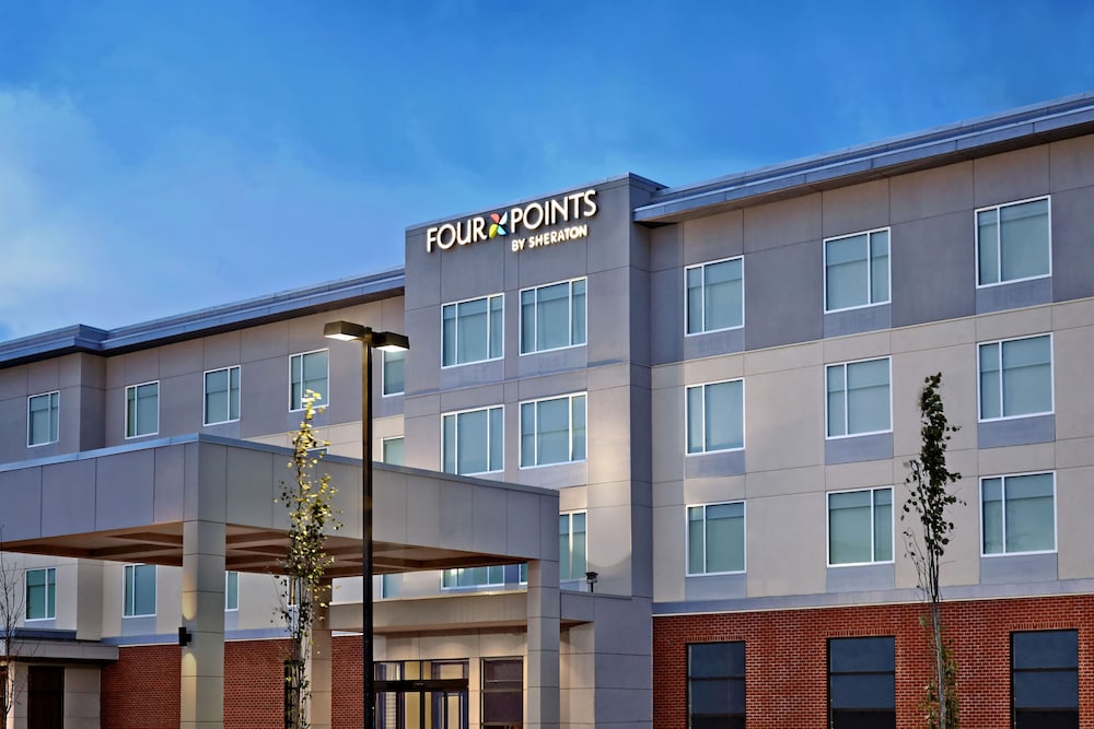 Four Points by Sheraton Edmonton International Airport in NISKU - AB