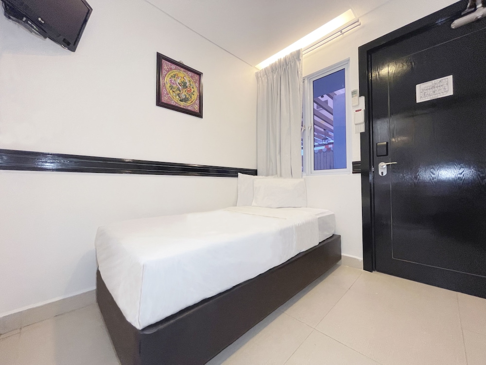 The Snooze Hotel Marine Parade (Ex Le Peranakan Hotel) 16/40