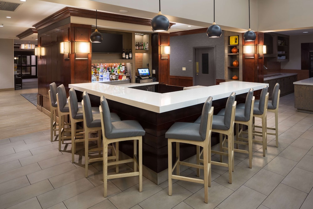 HYATT house Boston/Waltham 44/66