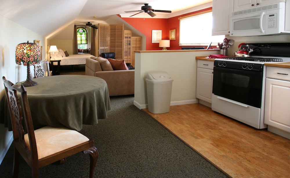 The Galloway House Inn 16/31
