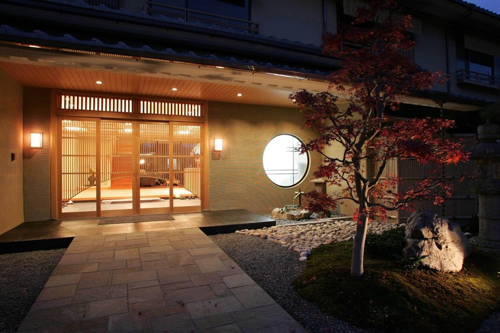 Ryotei Rangetsu 5/49