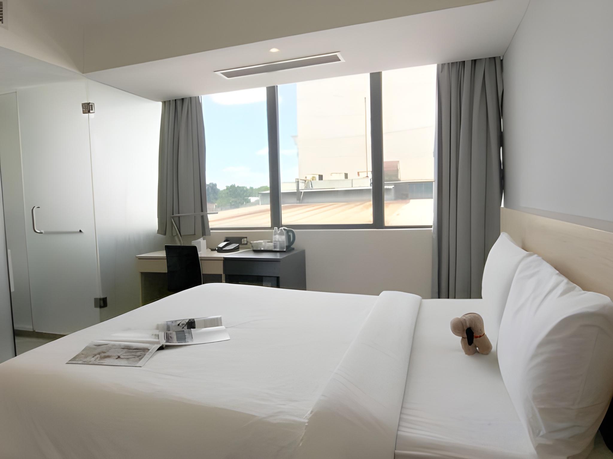 SUPERIOR ROOM