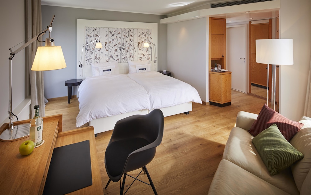 Parkhotel Pforzheim 26/68