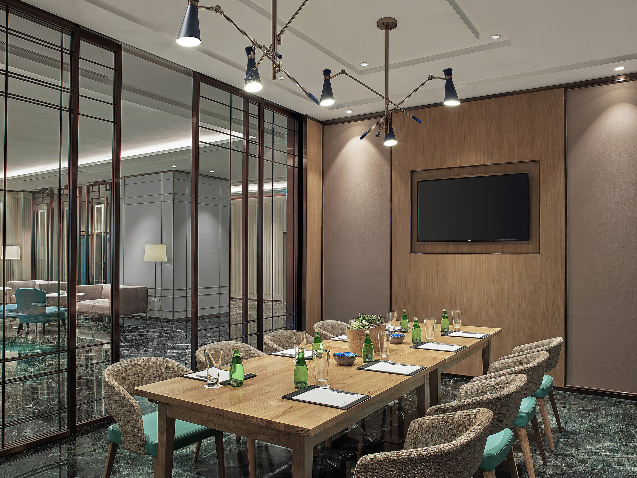 Two Macdonnell Road 42/47
