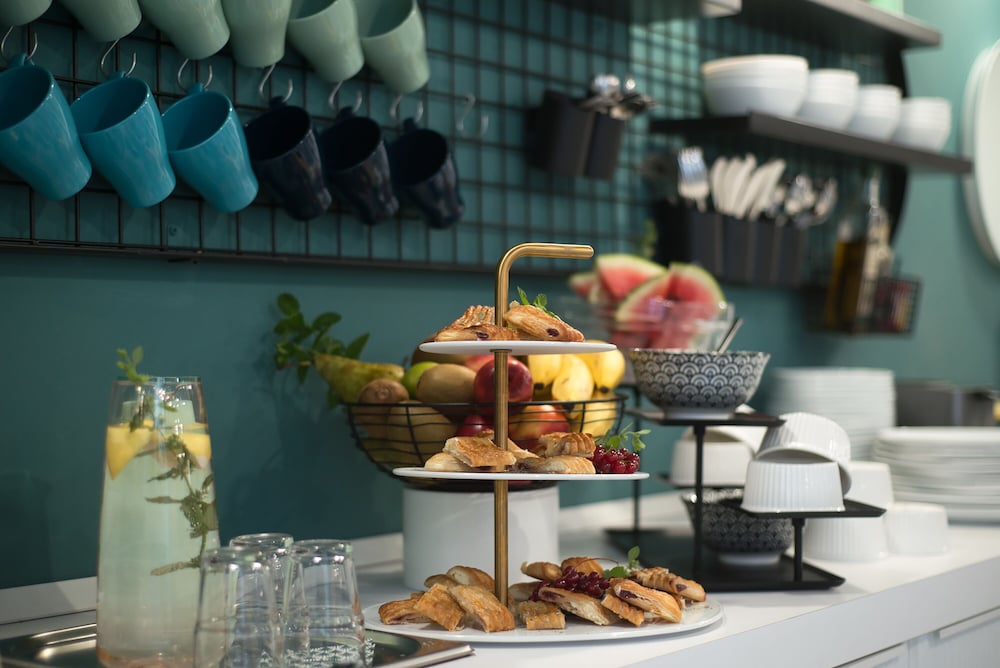CIVITAS BOUTIQUE HOTEL 55/79
