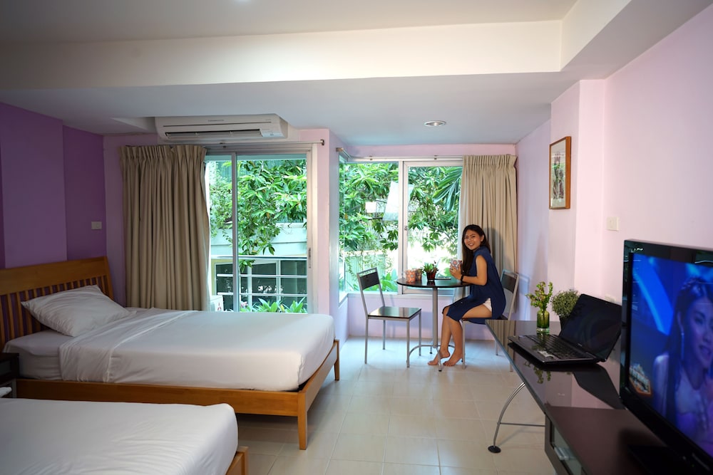 Caza V1 Serviced Apartment 51/69