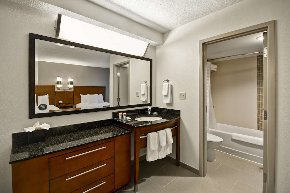 Hyatt Place Columbus/Worthington 40/40