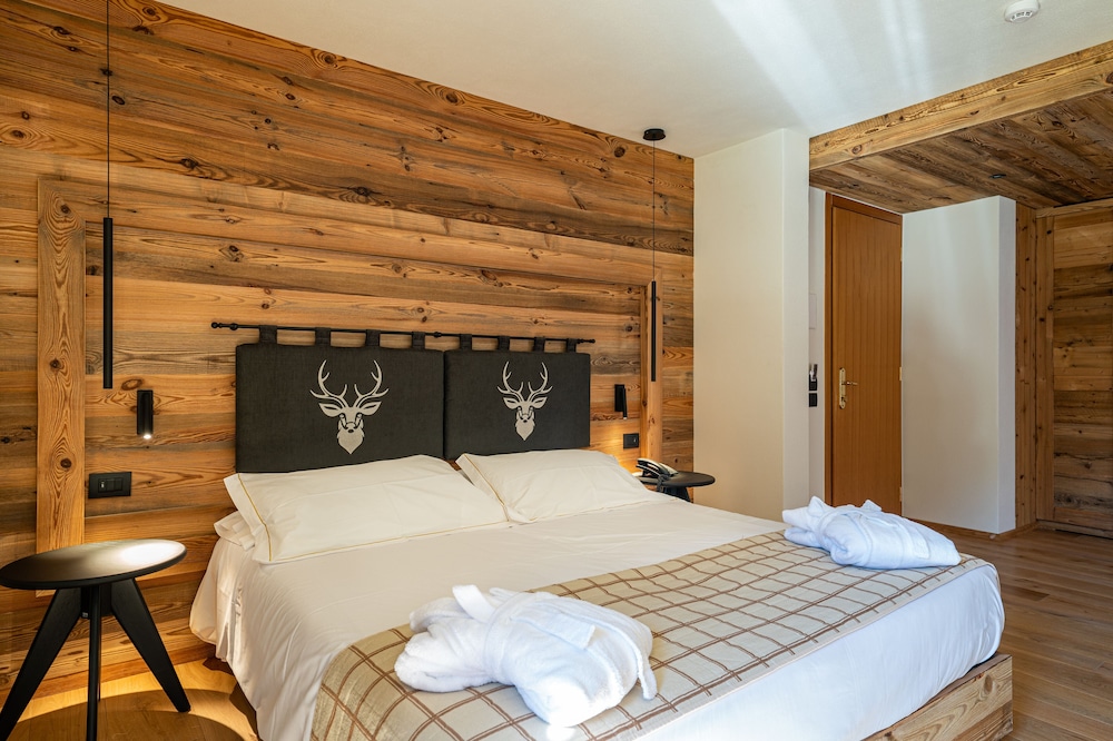 غرفة سوبيريور عائلية بسريرين مزدوجين، Hotel Lo Scoiattolo 4/8