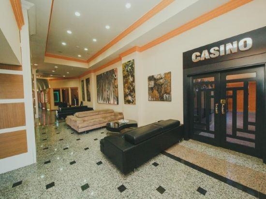 City Royal Hotel and Casino 12/15