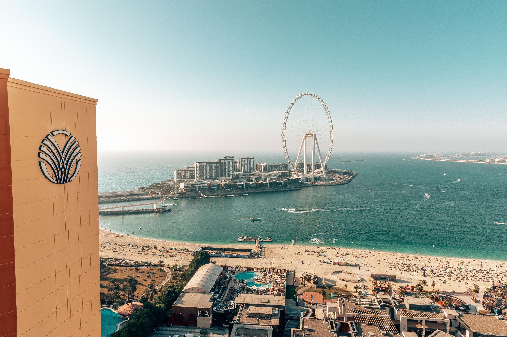 Amwaj Rotana Jumeirah Beach in DUBAI