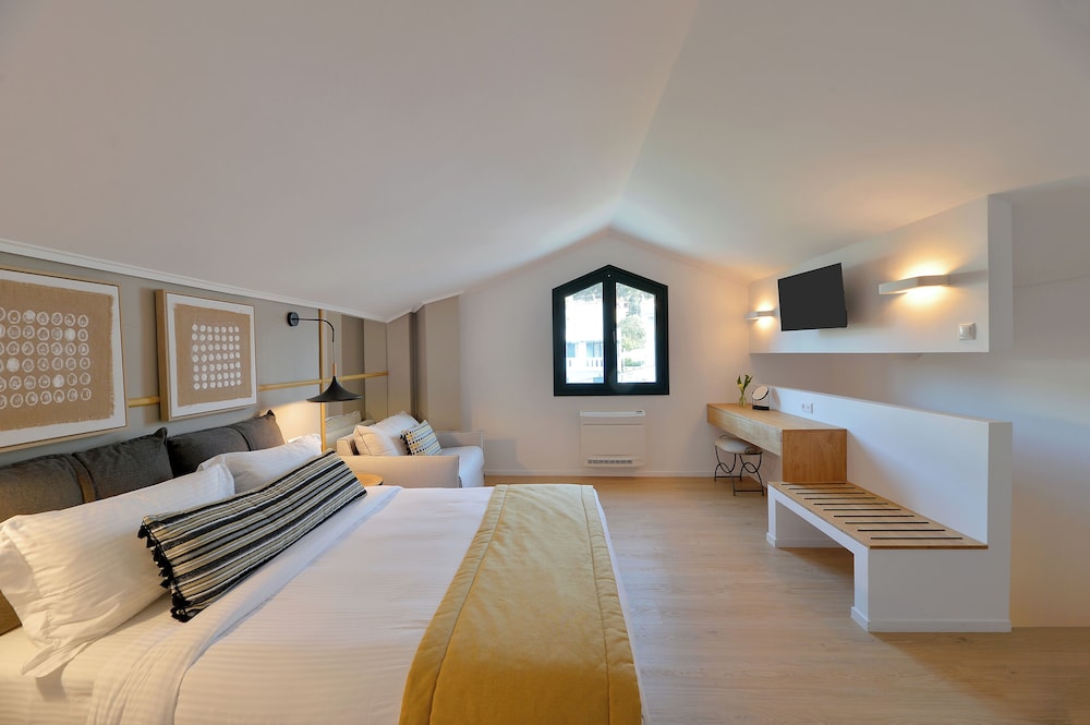 Aktaion Beach Boutique Hotel and Spa 24/79