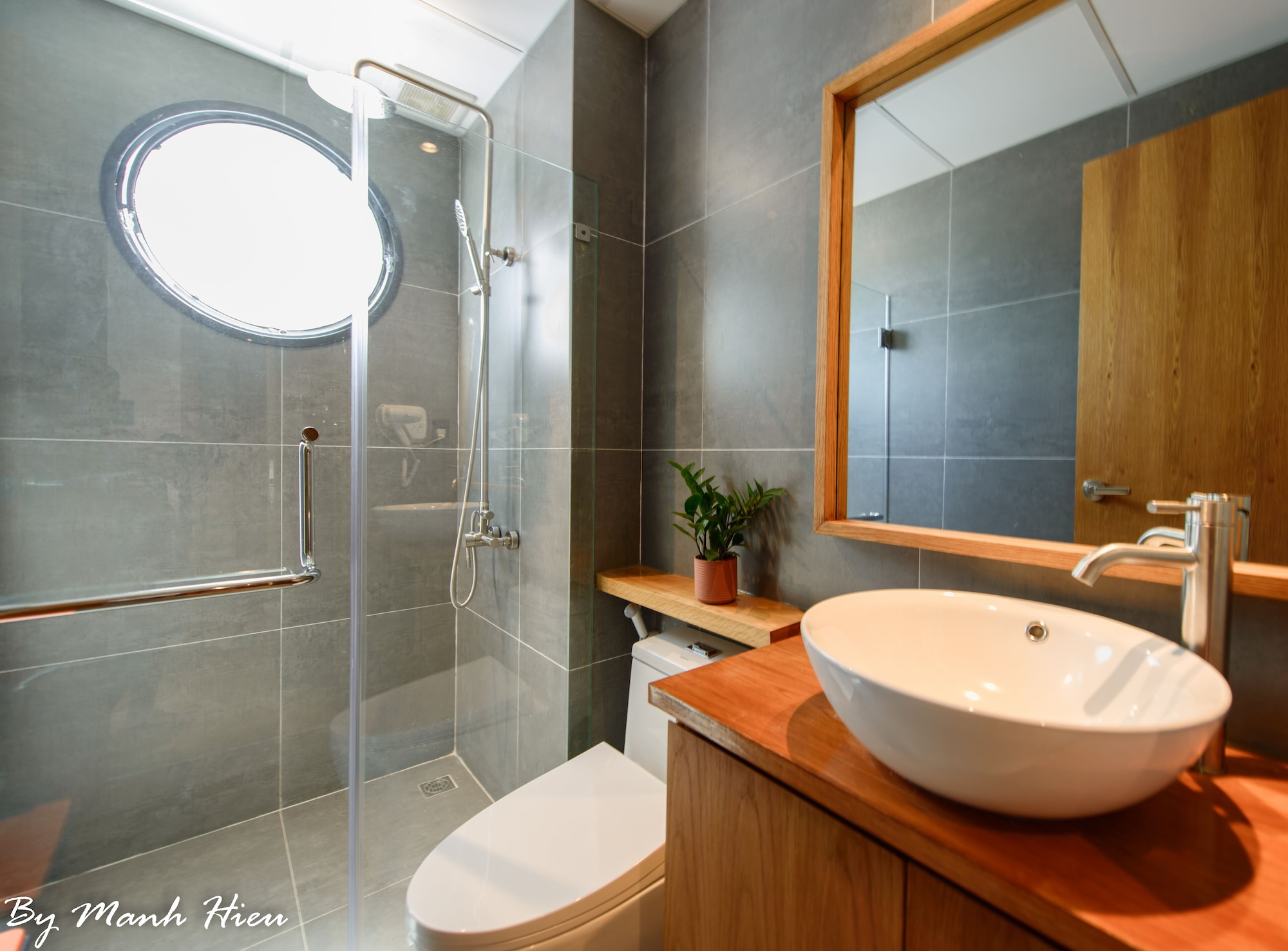Deluxe, 1 Double and 1 Single Bed, Mojzo Inn Boutique 9/10