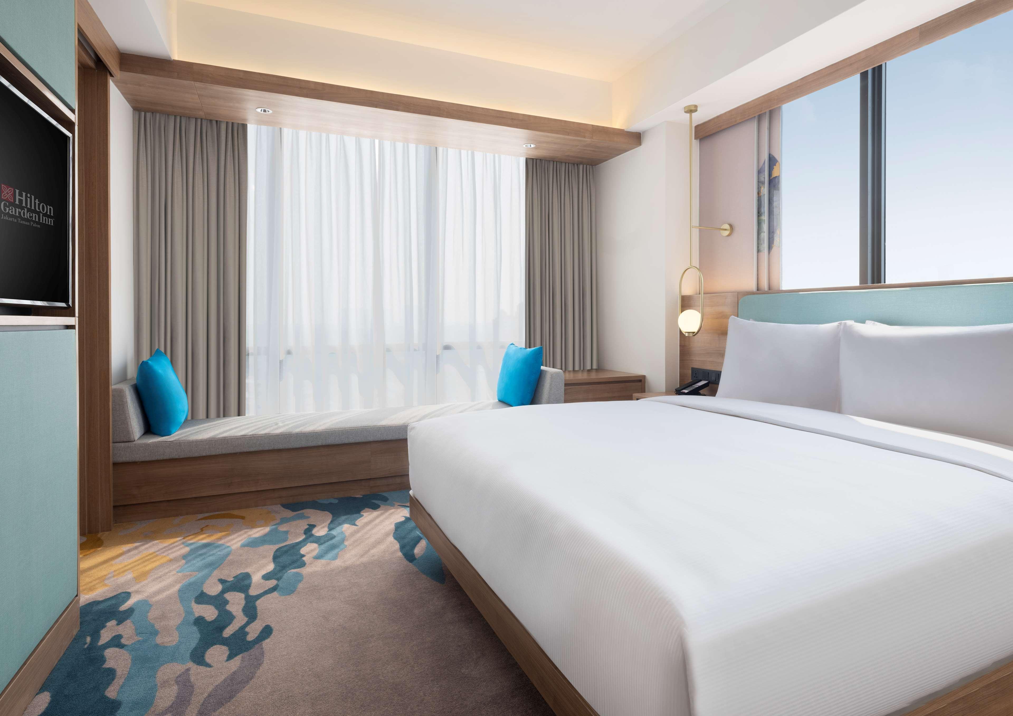 جناح بسرير كينج، Hilton Garden Inn Jakarta Taman Palem 2/2