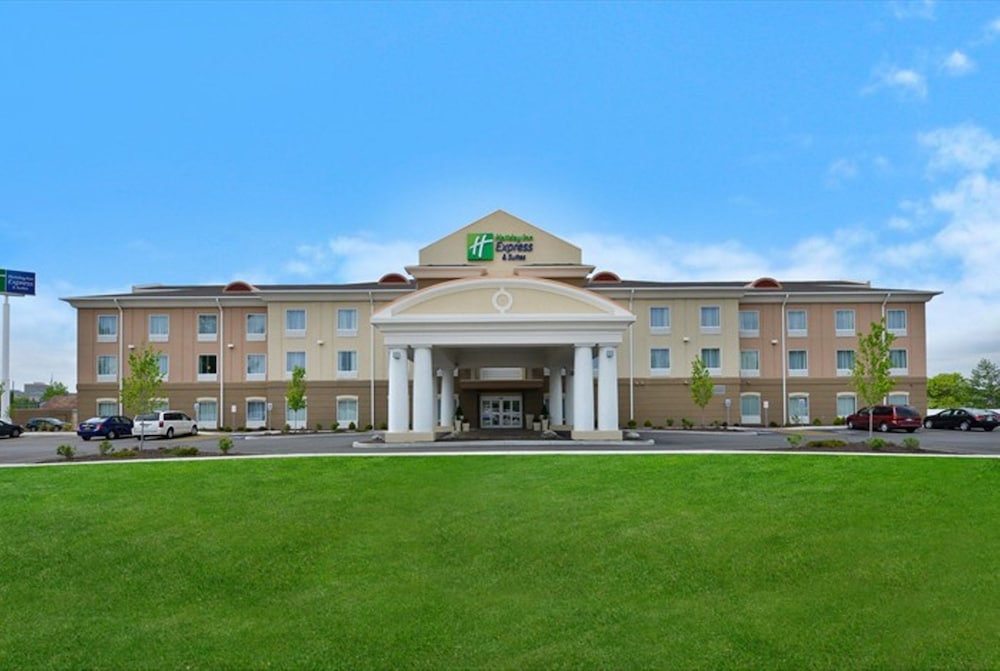 Holiday Inn Express Hotel Amp Suites Utica 1/58
