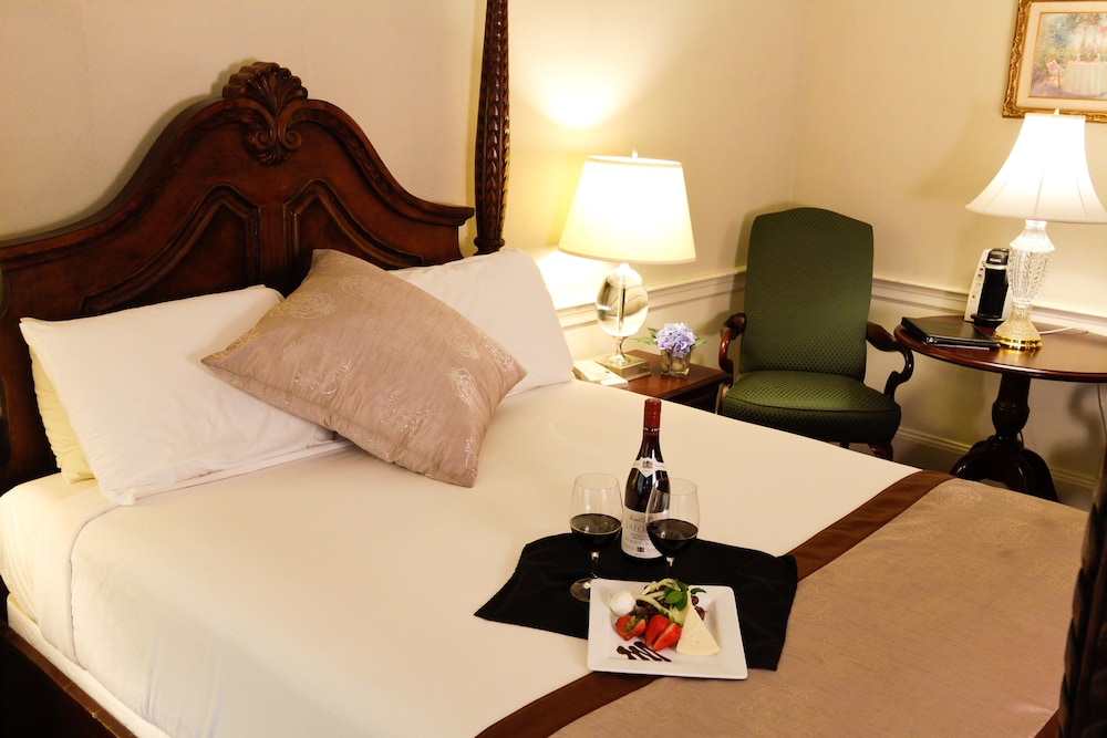 Danl Webster Inn Spa 40/63