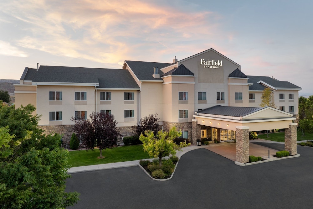 Fairfield Inn Suites Richfield 48/51