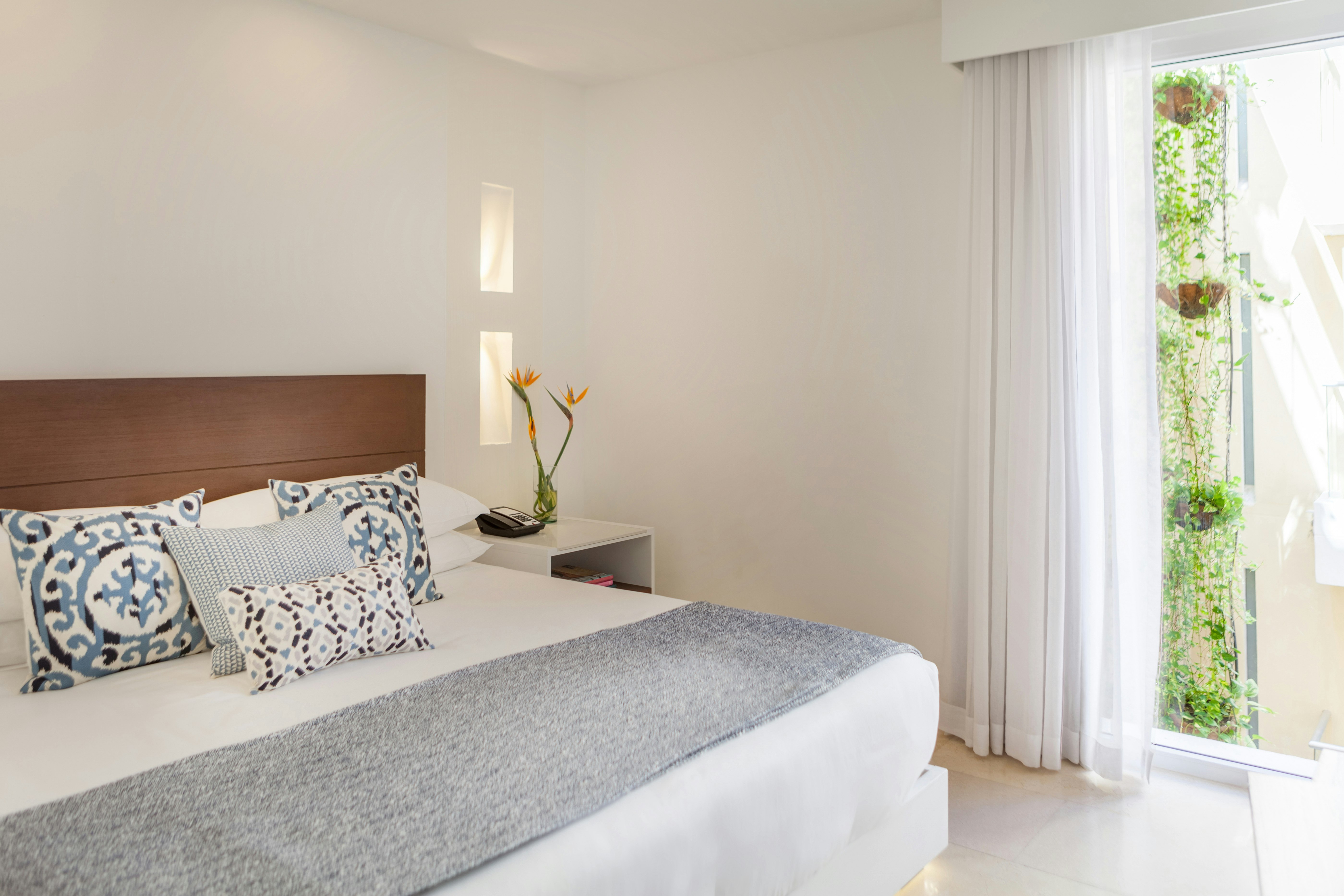 Garden, King Bed, Sofa, Balcony