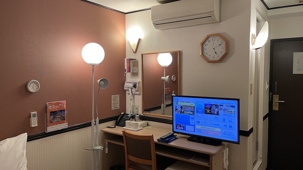 Toyoko Inn Hakata Ekimae Gion 43/55