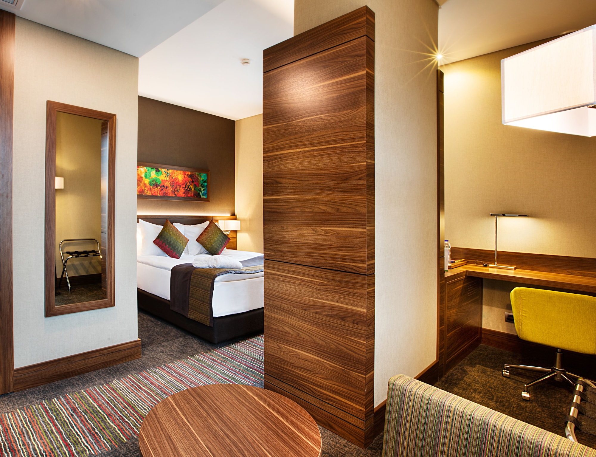 غرفة بريميوم بسرير فردي، HOLIDAY INN ISTANBUL - KADIKOY 6/7