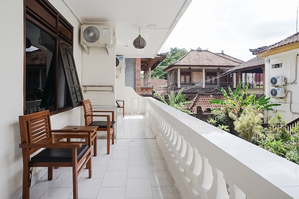 City Garden Bali Dwipa Hotel 31/76
