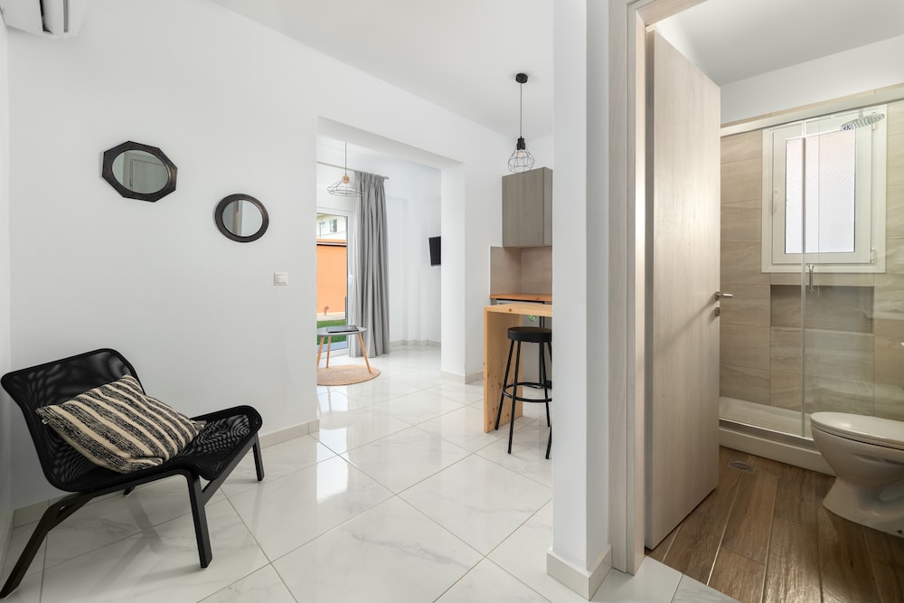 L&C Boutique Apartments 10/46
